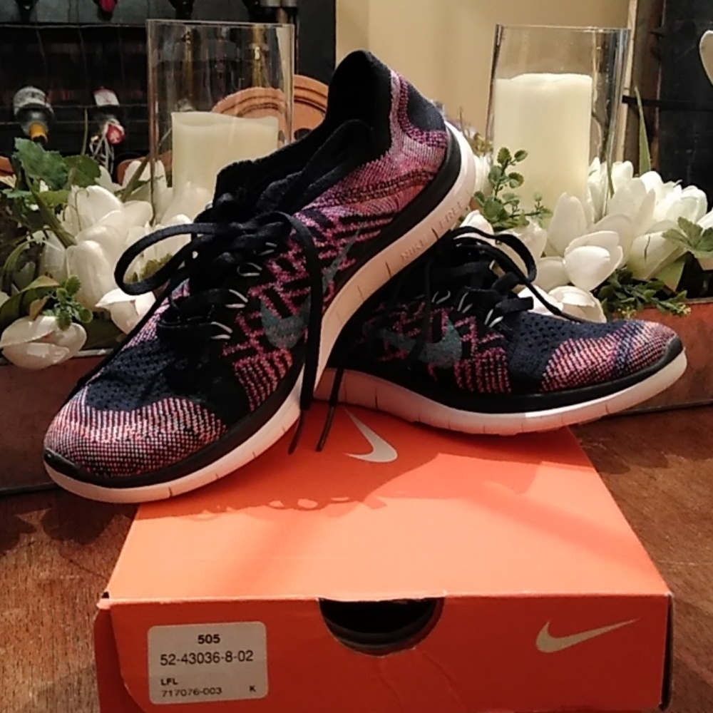 Womans Nike Free 4.0 Flyknit